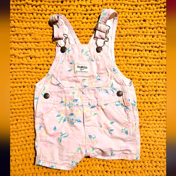 Oshkosh overall shorts - Picture 1 of 1
